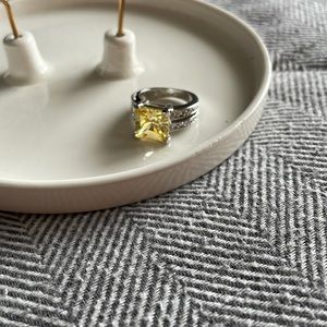 Park Lane ring, size 6